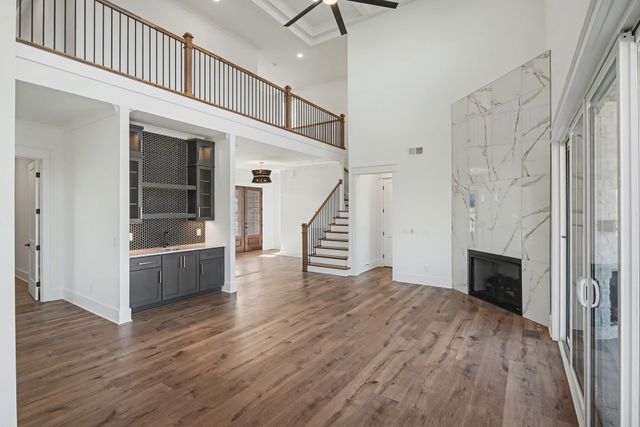 448 Bell Lake Rd, Gallatin, TN 37066