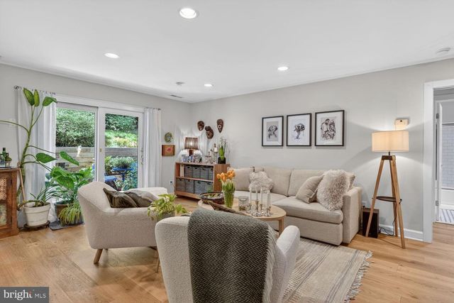 2632 S GRANT ST, Arlington, VA 22202