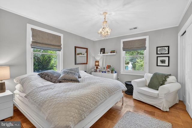 2632 S GRANT ST, Arlington, VA 22202