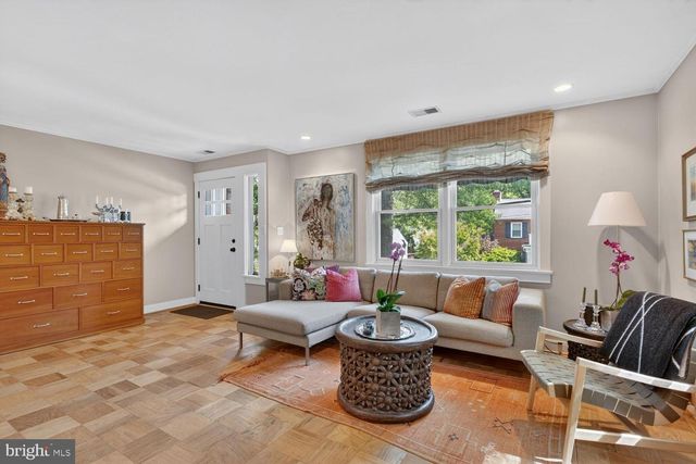 2632 S GRANT ST, Arlington, VA 22202