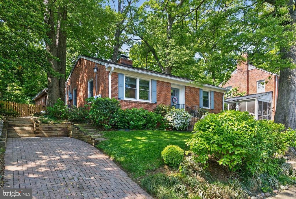 2632 S GRANT ST, Arlington, VA 22202