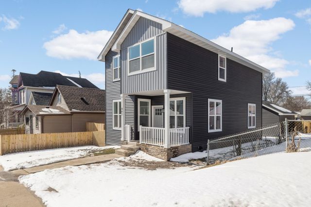 947 Earl Street, Saint Paul, MN 55106