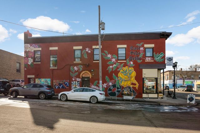 947 Earl Street, Saint Paul, MN 55106