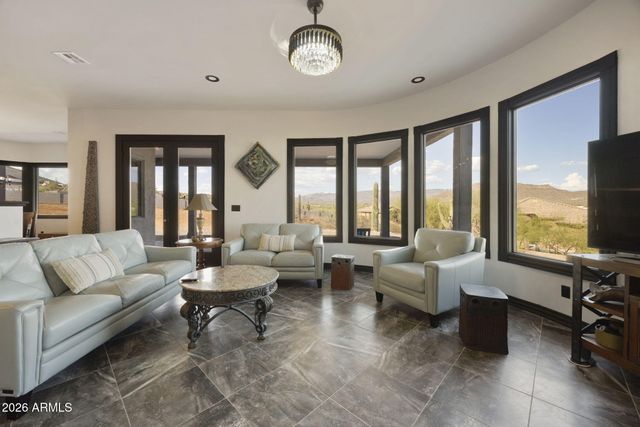 1008 W HONDA BOW Road, Phoenix, AZ 85086