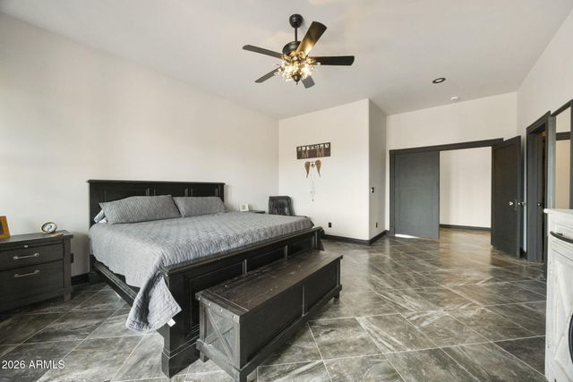 1008 W HONDA BOW Road, Phoenix, AZ 85086