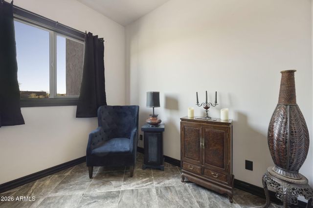 1008 W HONDA BOW Road, Phoenix, AZ 85086