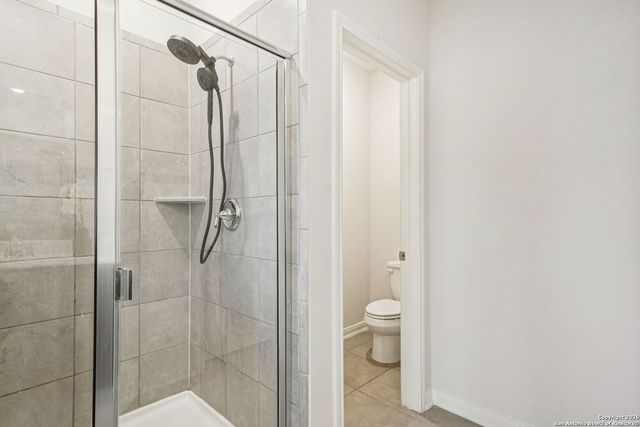 1527 Argon Way, San Antonio, TX 78245