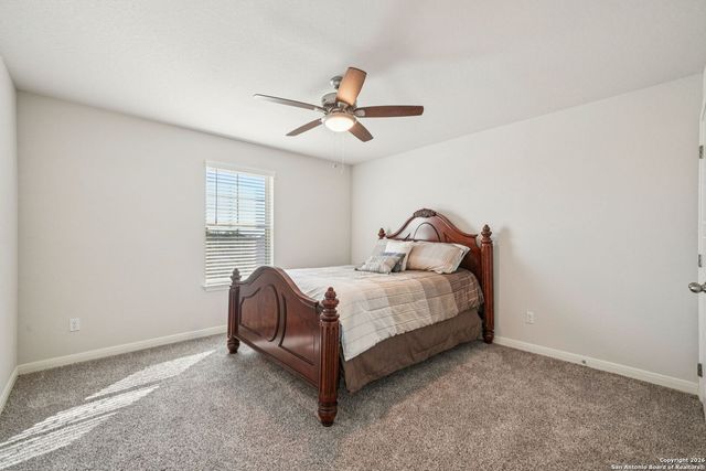 1527 Argon Way, San Antonio, TX 78245