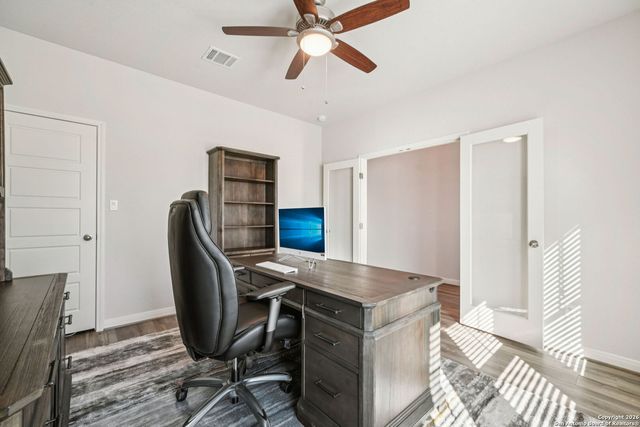 1527 Argon Way, San Antonio, TX 78245