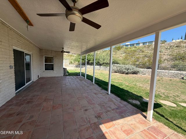 8204 BIG BEND Drive, El Paso, TX 79904