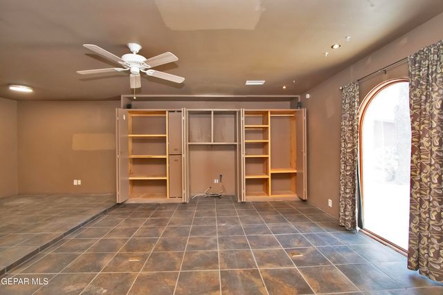 8204 BIG BEND Drive, El Paso, TX 79904