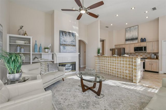 10005 VINEYARD LAKE ROAD E, Jacksonville, FL 32256