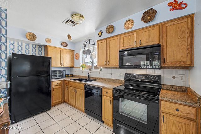 2950 W VILLA THERESA Drive, Phoenix, AZ 85053