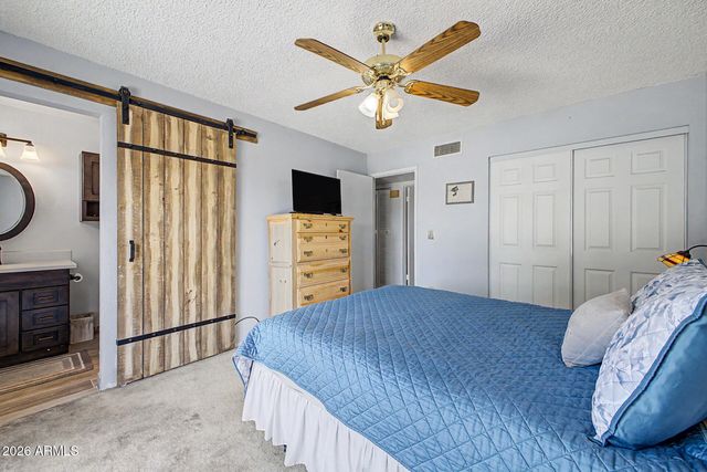 2950 W VILLA THERESA Drive, Phoenix, AZ 85053