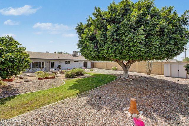 2950 W VILLA THERESA Drive, Phoenix, AZ 85053