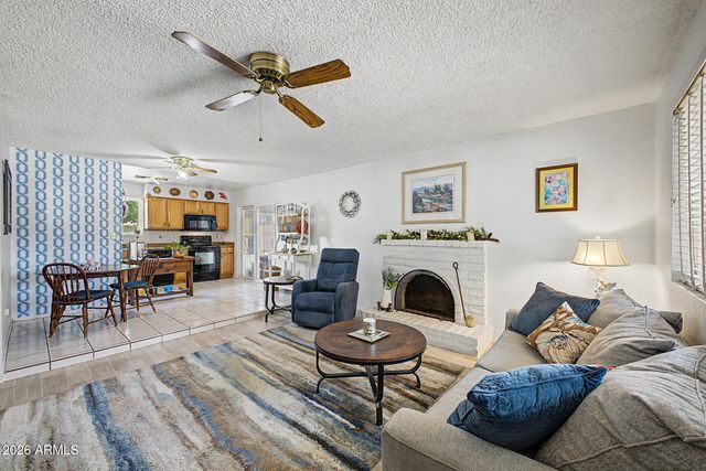 2950 W VILLA THERESA Drive, Phoenix, AZ 85053