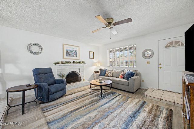 2950 W VILLA THERESA Drive, Phoenix, AZ 85053