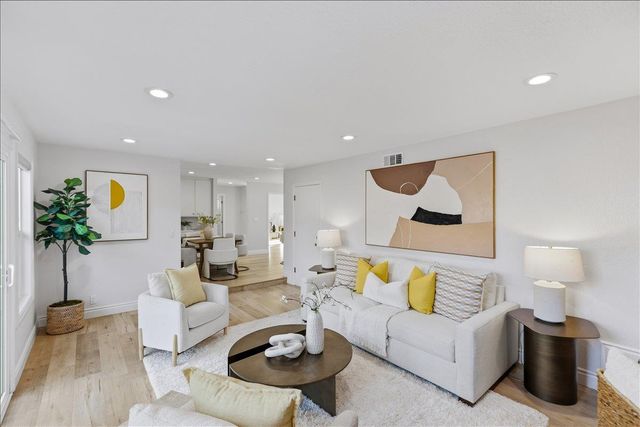 884 Hollenbeck Avenue, Sunnyvale, CA 94087