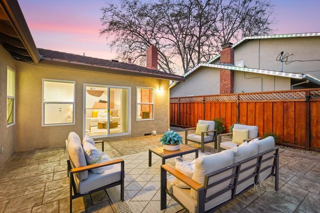 884 Hollenbeck Avenue, Sunnyvale, CA 94087