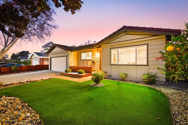 884 Hollenbeck Avenue, Sunnyvale, CA 94087