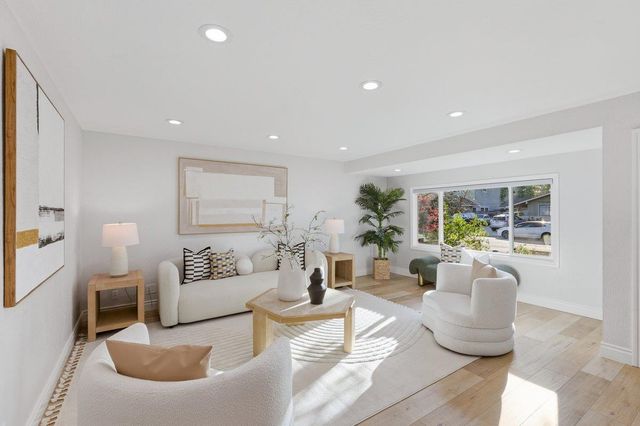 884 Hollenbeck Avenue, Sunnyvale, CA 94087