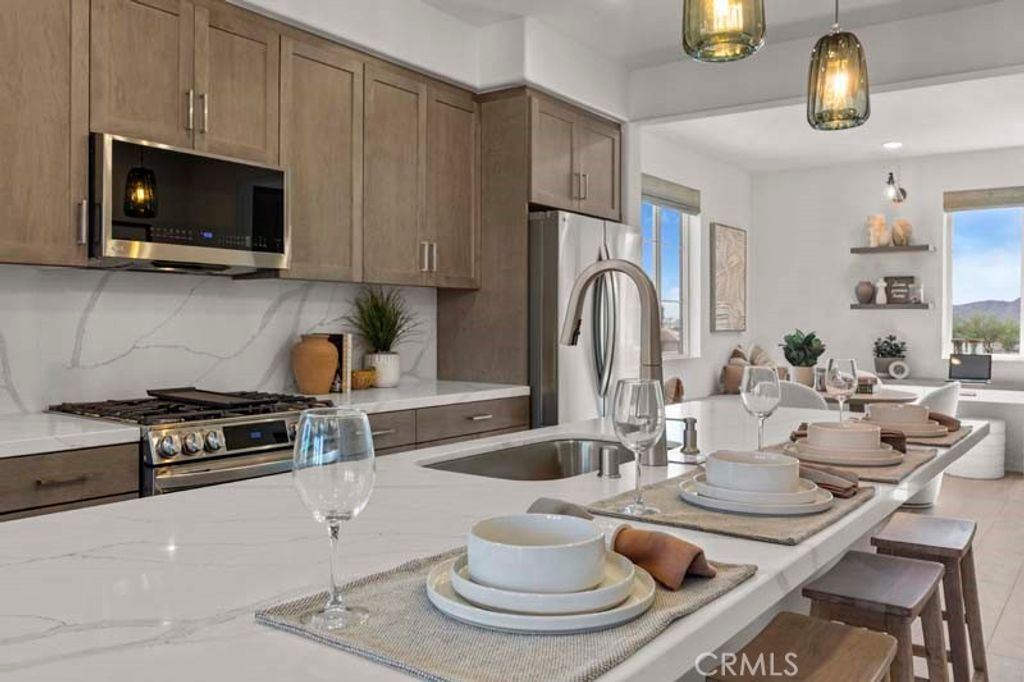 Image 9 of property listing at 111 Evergreen Lane, Claremont, CA 91711