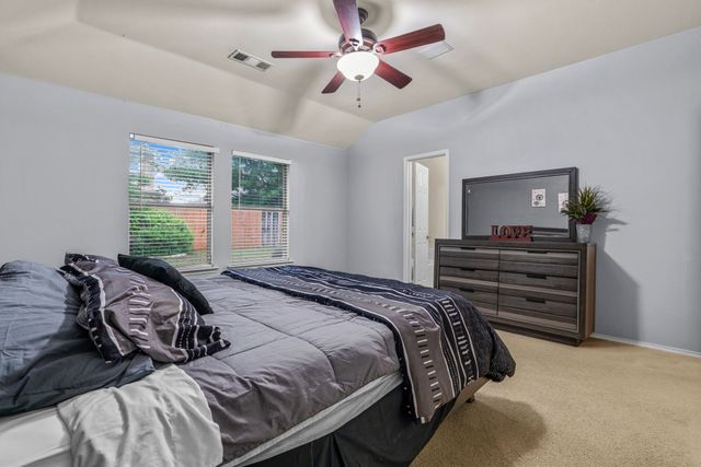 1092 Grand National Boulevard, Fort Worth, TX 76179