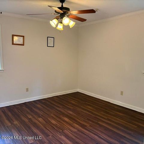 5460 Saratoga Drive, Jackson, MS 39211