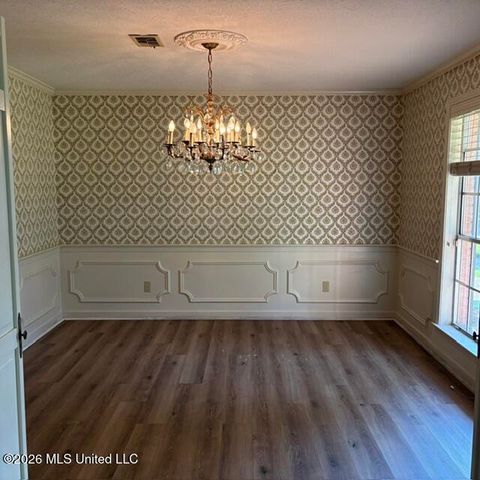 5460 Saratoga Drive, Jackson, MS 39211