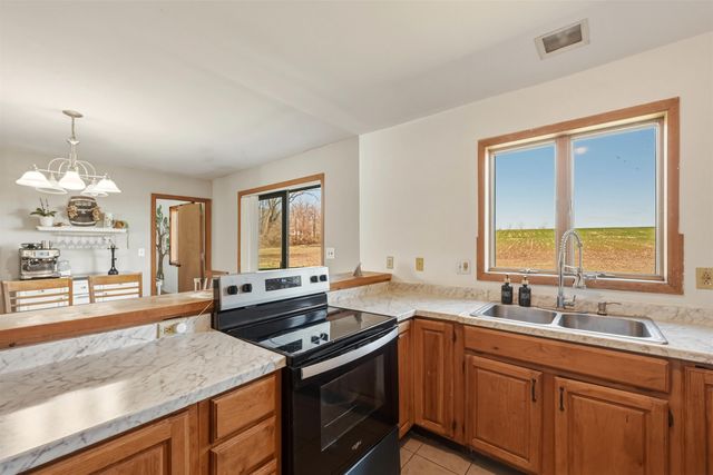 256 Hathaway Point Road, St. Albans City, VT 05478