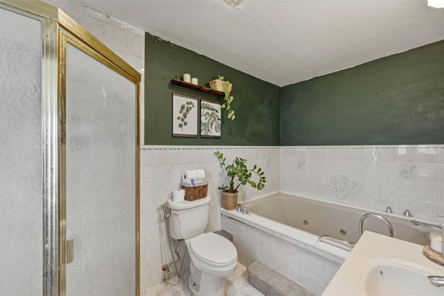 256 Hathaway Point Road, St. Albans City, VT 05478