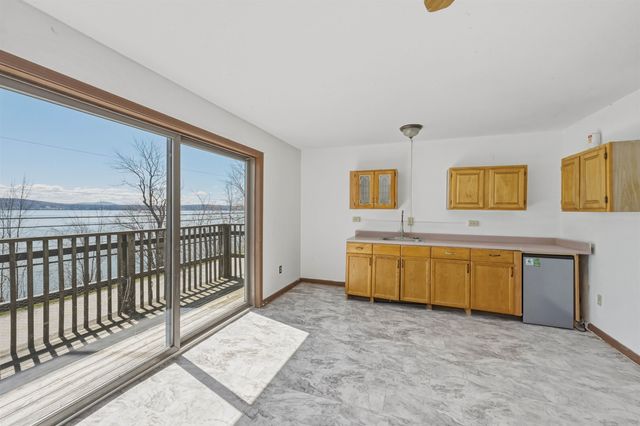 256 Hathaway Point Road, St. Albans City, VT 05478
