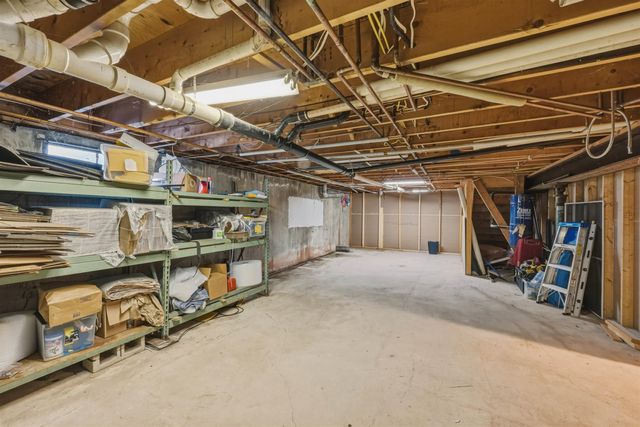 256 Hathaway Point Road, St. Albans City, VT 05478