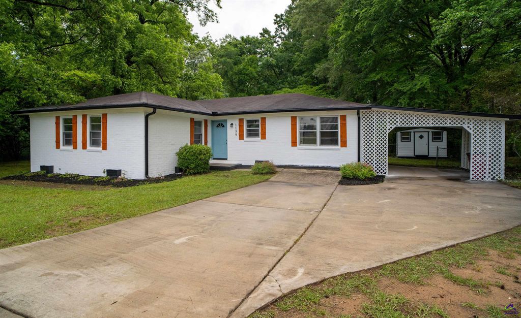 1159 Wesleyan Dr., Macon, GA 31210