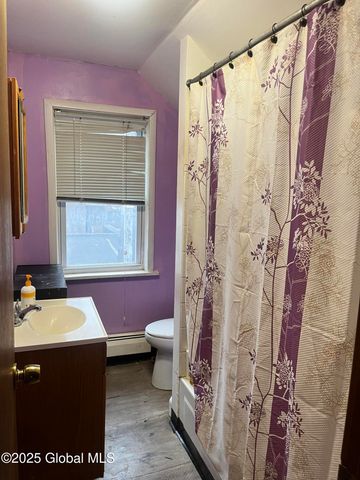 683 Park Avenue, Albany, NY 12208