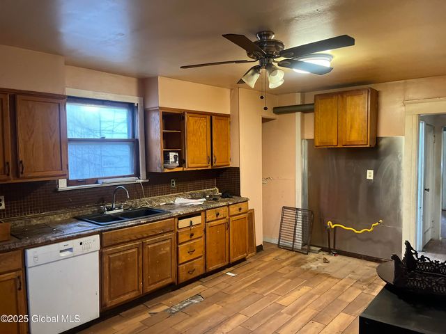 683 Park Avenue, Albany, NY 12208