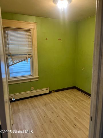 683 Park Avenue, Albany, NY 12208