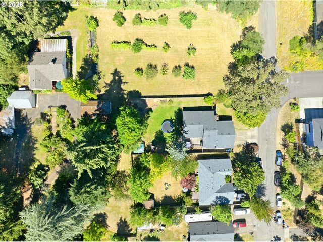 6391 Se HULL Ave, Milwaukie, OR 97267