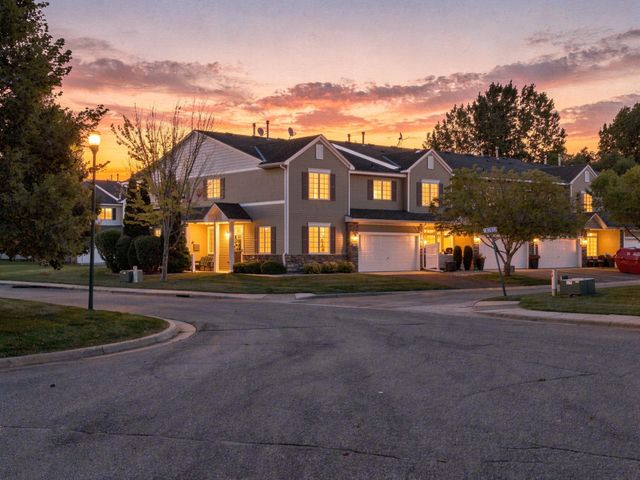 1645 Prescott Court, Chaska, MN 55318