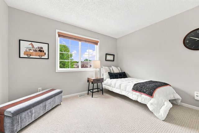 1645 Prescott Court, Chaska, MN 55318