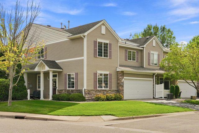 1645 Prescott Court, Chaska, MN 55318