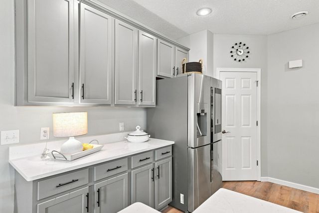 1645 Prescott Court, Chaska, MN 55318