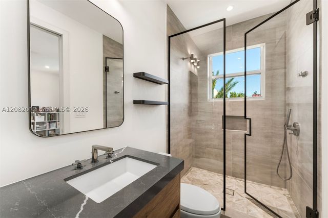 2181 N Bay Rd, Miami Beach, FL 33140