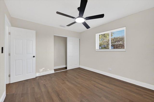 710 SW 67th Avenue, Pembroke Pines, FL 33023