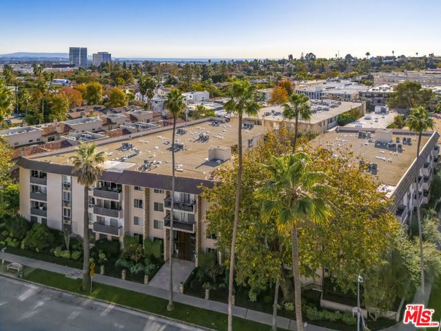 809 S Bundy Drive 214, Los Angeles, CA 90049