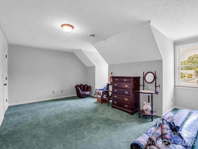 213 Raintree Drive, Hendersonville, NC 28791