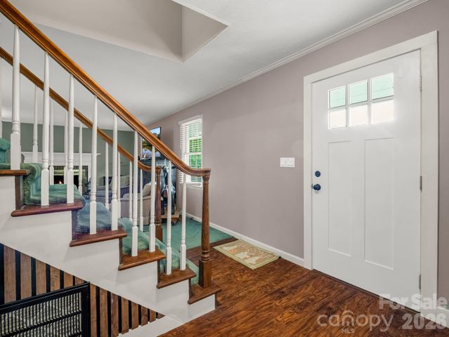 213 Raintree Drive, Hendersonville, NC 28791