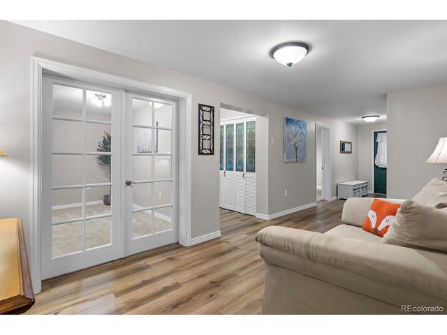 320 Columbine Rd, Palmer Lake, CO 80133