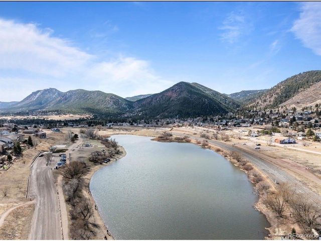 320 Columbine Rd, Palmer Lake, CO 80133