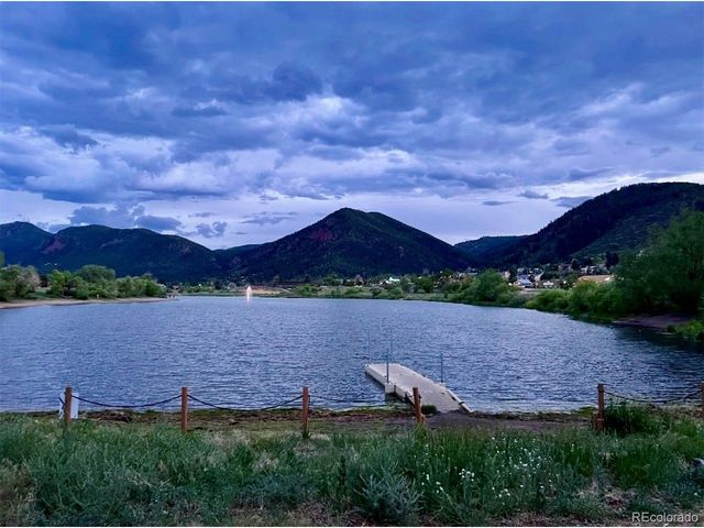 320 Columbine Rd, Palmer Lake, CO 80133